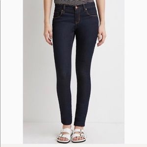Forever 21 Denim Size 27